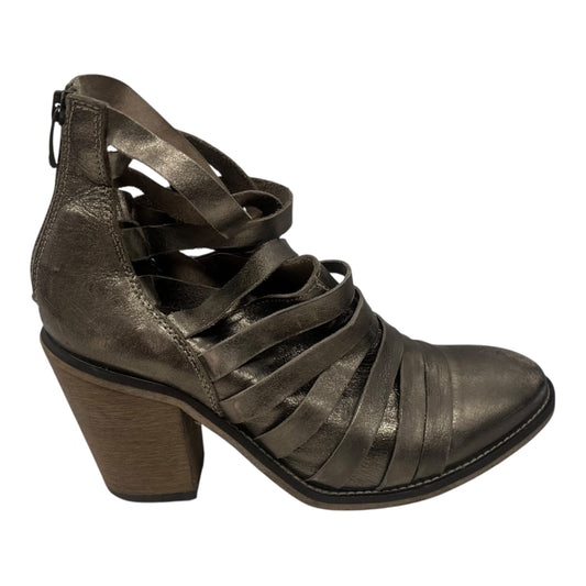Boots Ankle Heels By Free People In Tan, Size:7.5
