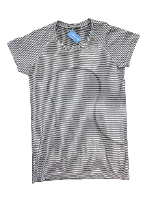 Athletic Top Ss By Lululemon In Striped Pattern, Size:M