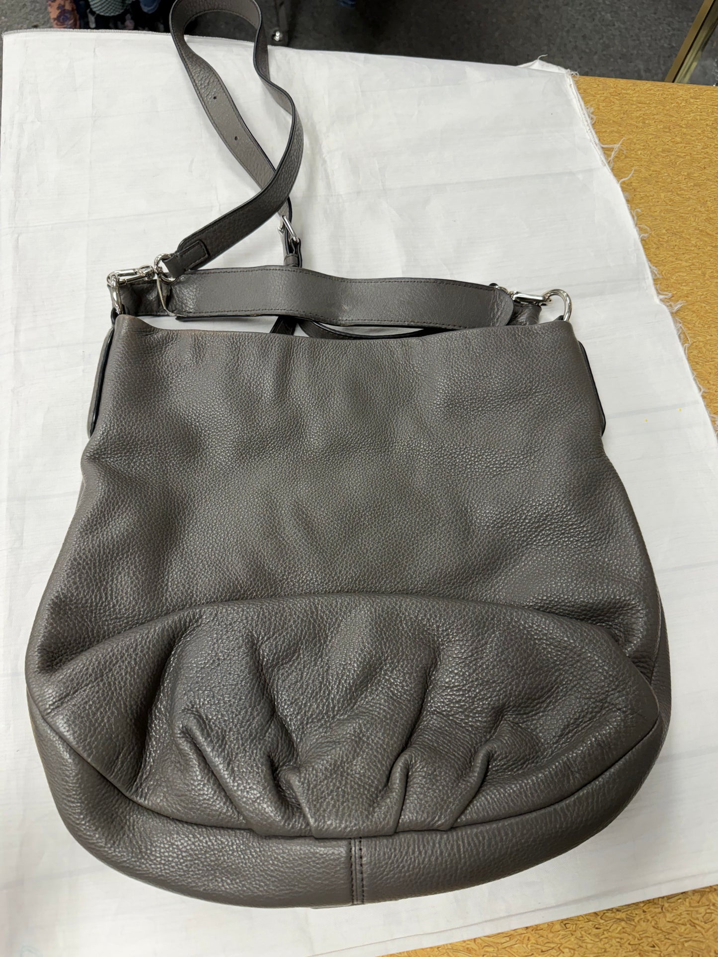 Crossbody Designer By Marc By Marc Jacobs In Grey, Size:Large