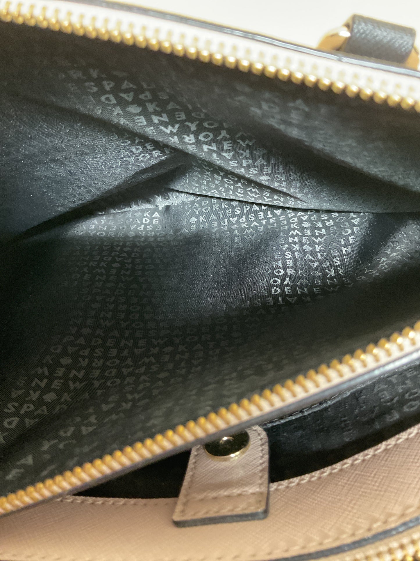 Handbag Designer By Kate Spade In Black & Pink, Size:Large