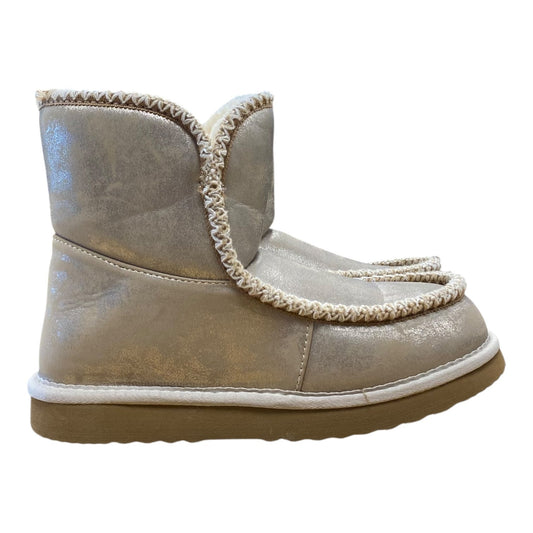 Boots Ankle Flats By Crown Vintage In Gold, Size:8.5
