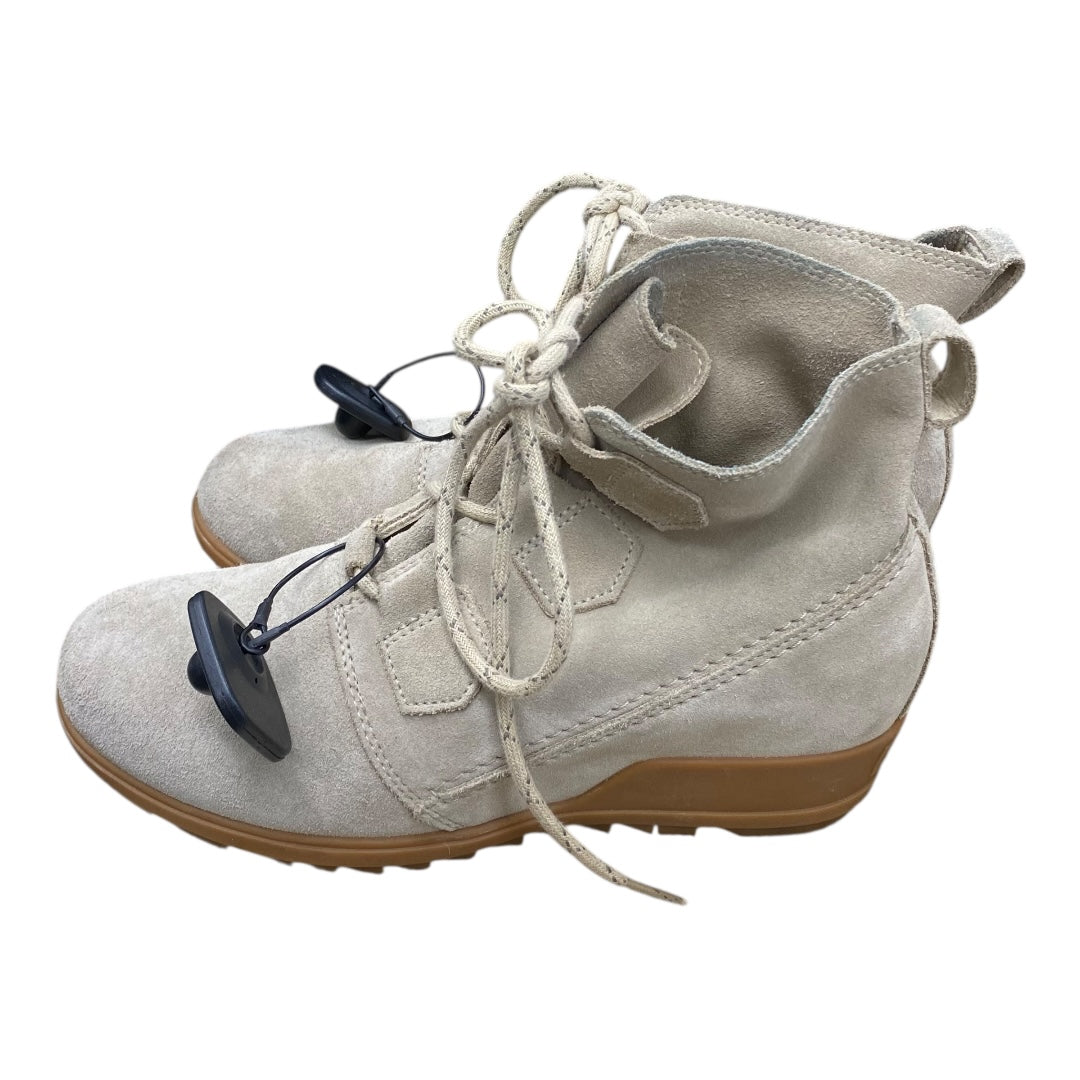 Boots Designer By Sorel In Beige, Size:10