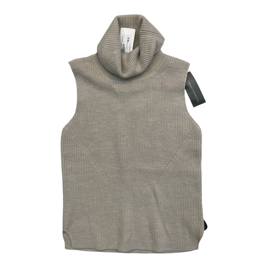 Top Sleeveless By French Connection In Cream, Size:M