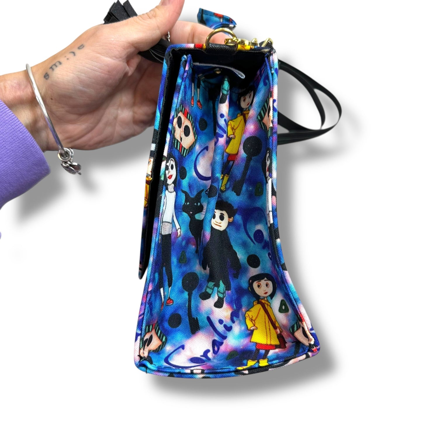 CORALINE Handbag By Loungefly, Size: Small