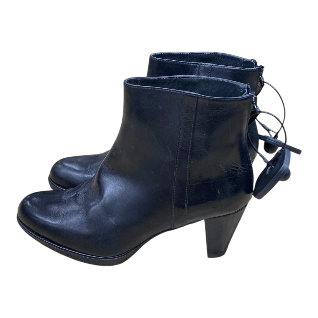 Boots Designer By Stuart Weitzman In Black, Size:5