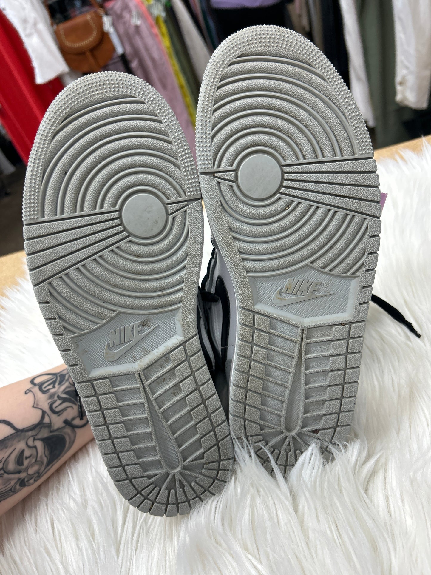 Shoes Luxury Designer By Jordan In Grey & White, Size:8.5