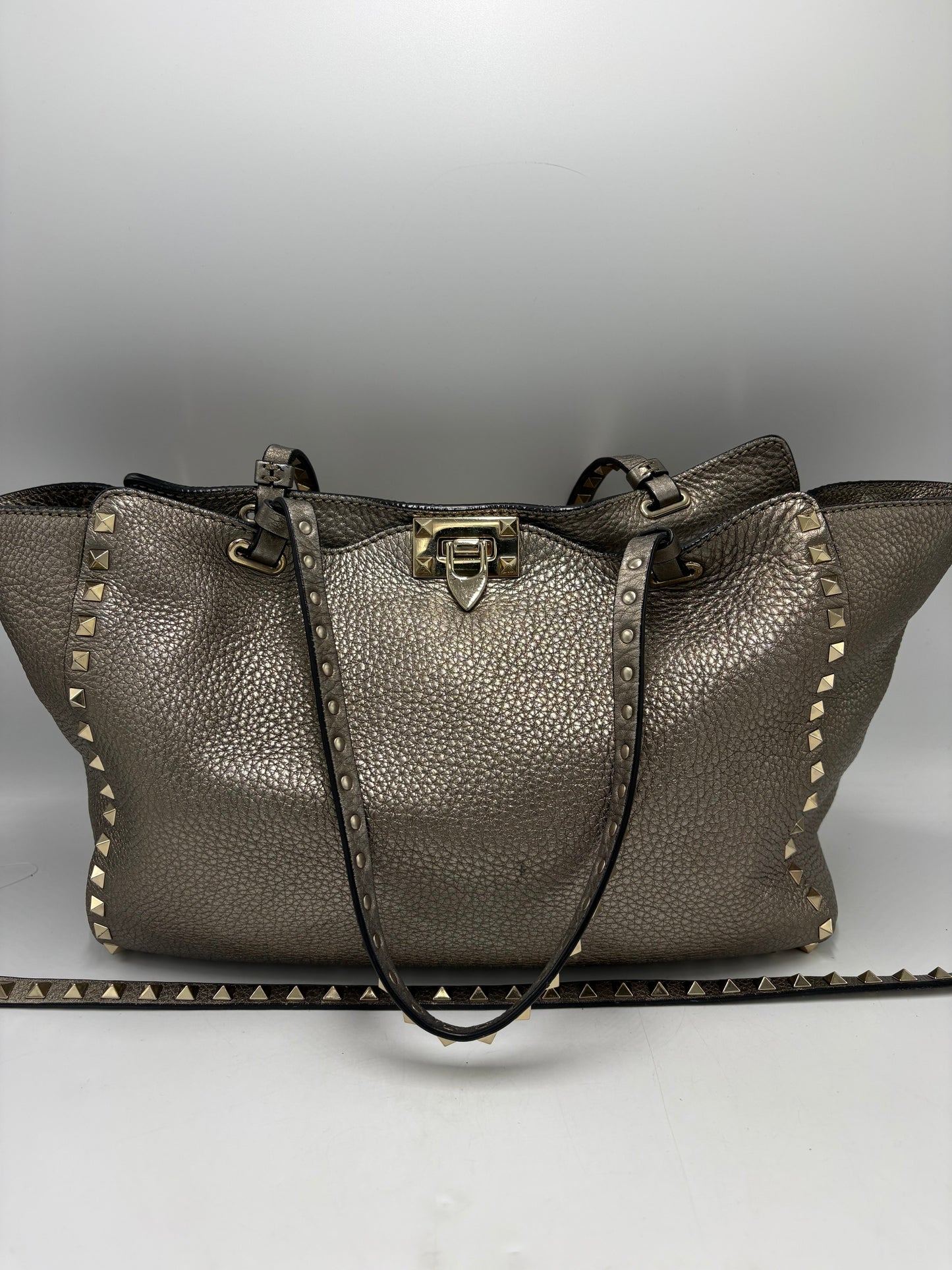 Valentino-Garavani Rockstud Medium Luxury Tote / Handbag