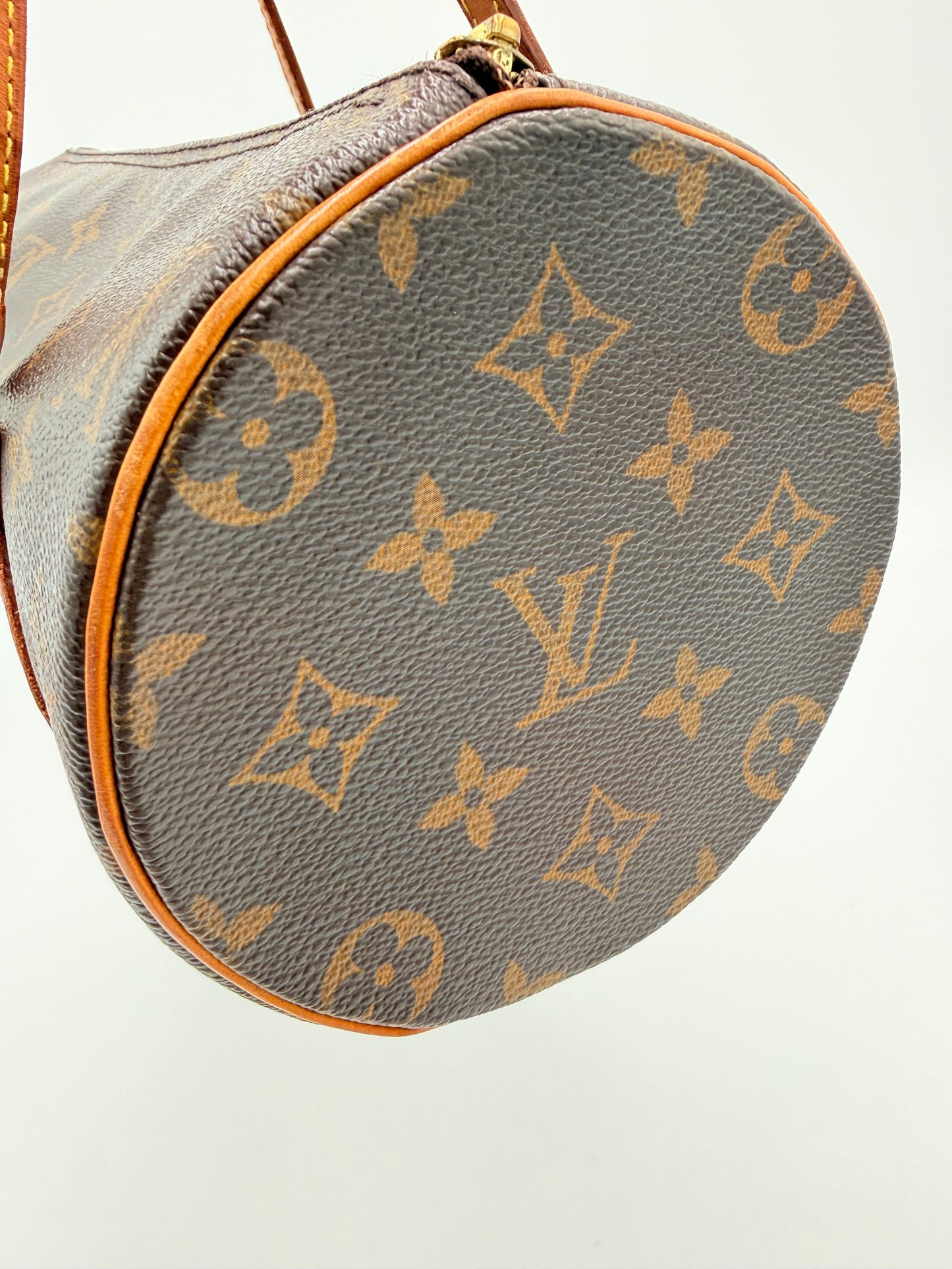Handbag Luxury Designer By Louis Vuitton, Size: Small