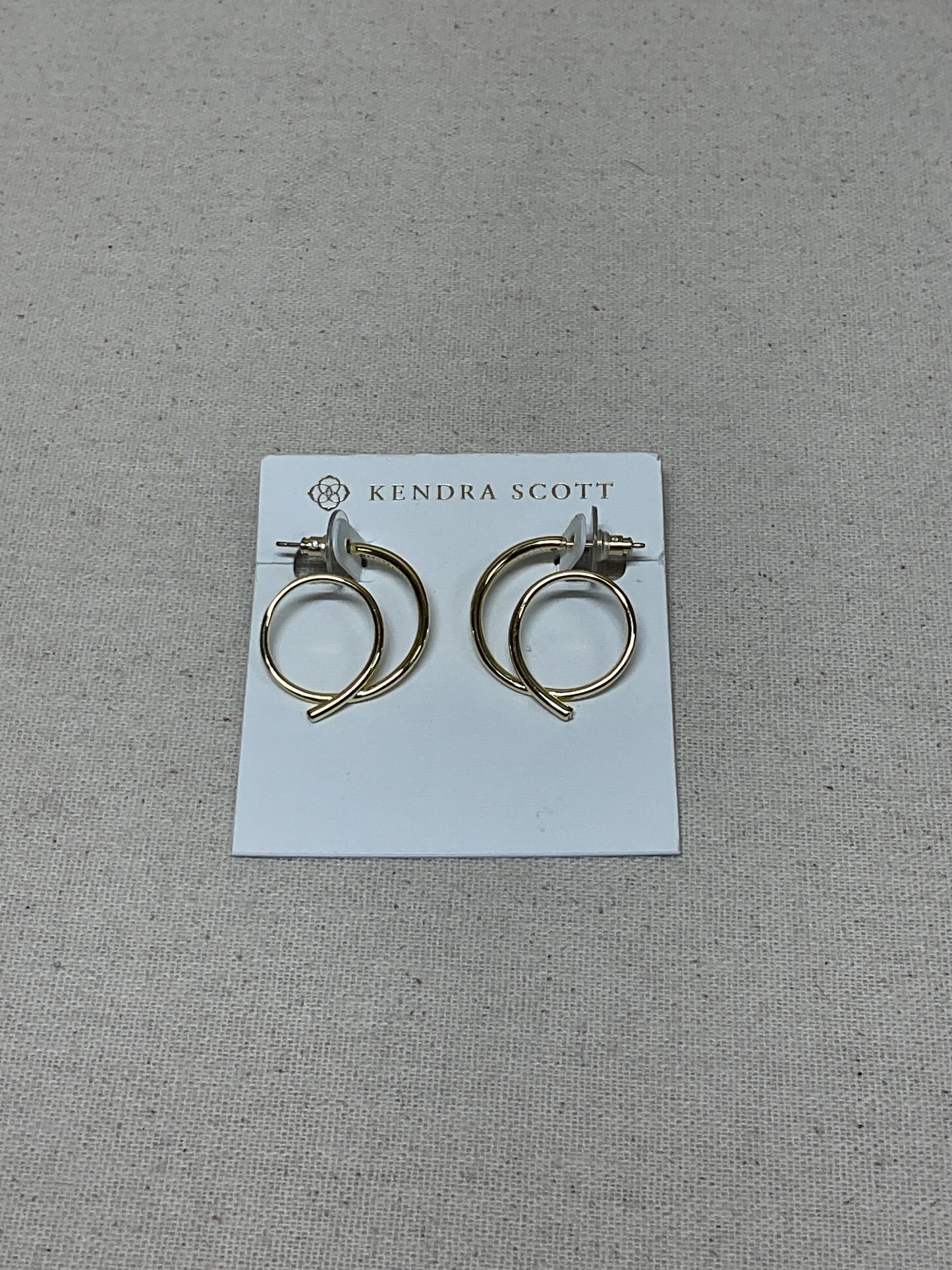 Earrings Dangle/Drop By Kendra Scott In Gold