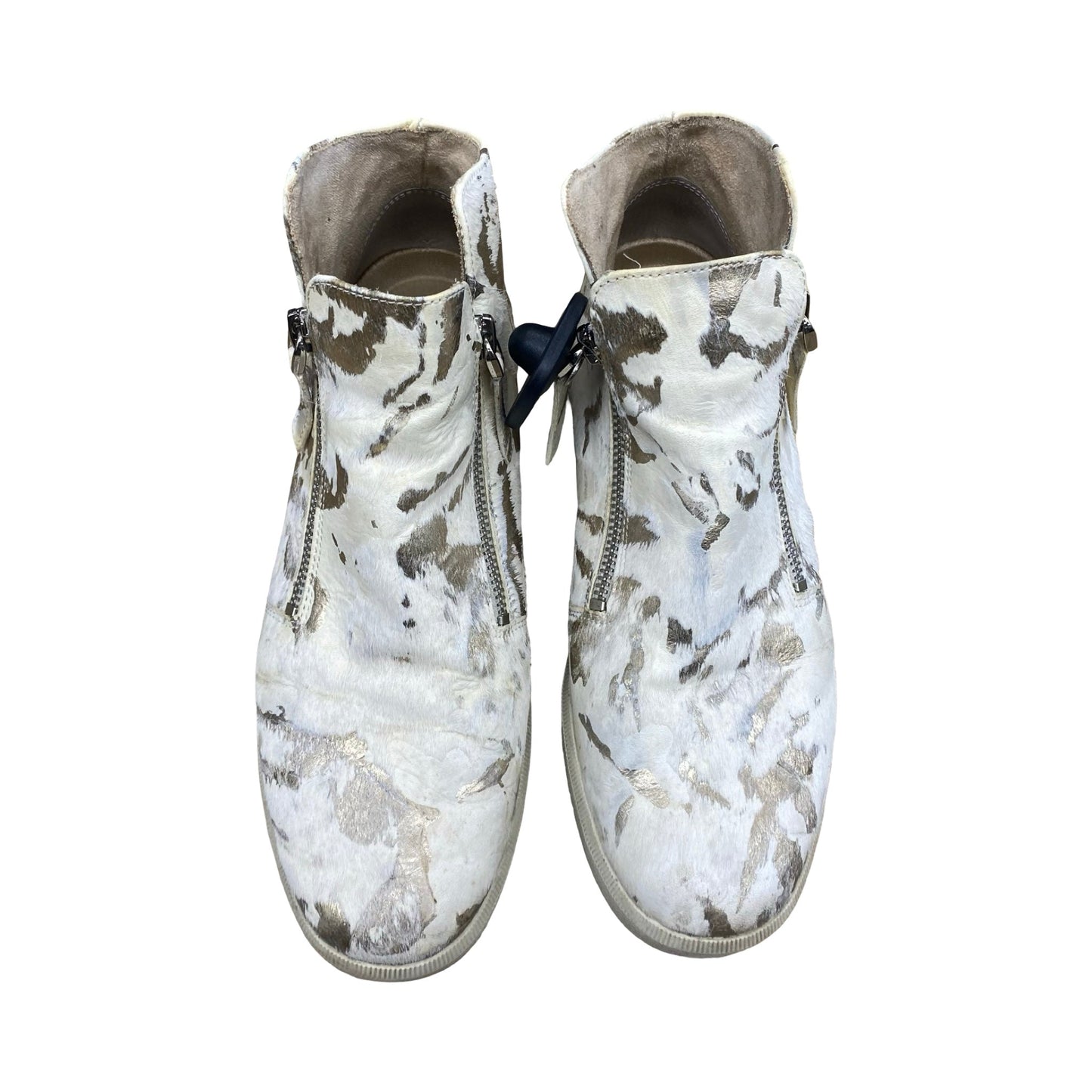 Shoes Sneakers By Vaneli In Multi, Size:8.5