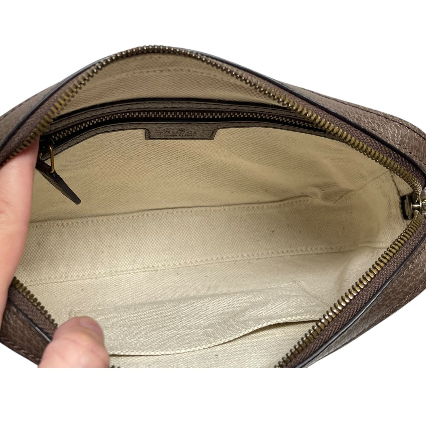 Crossbody Luxury Designer By Gucci, Size: Medium