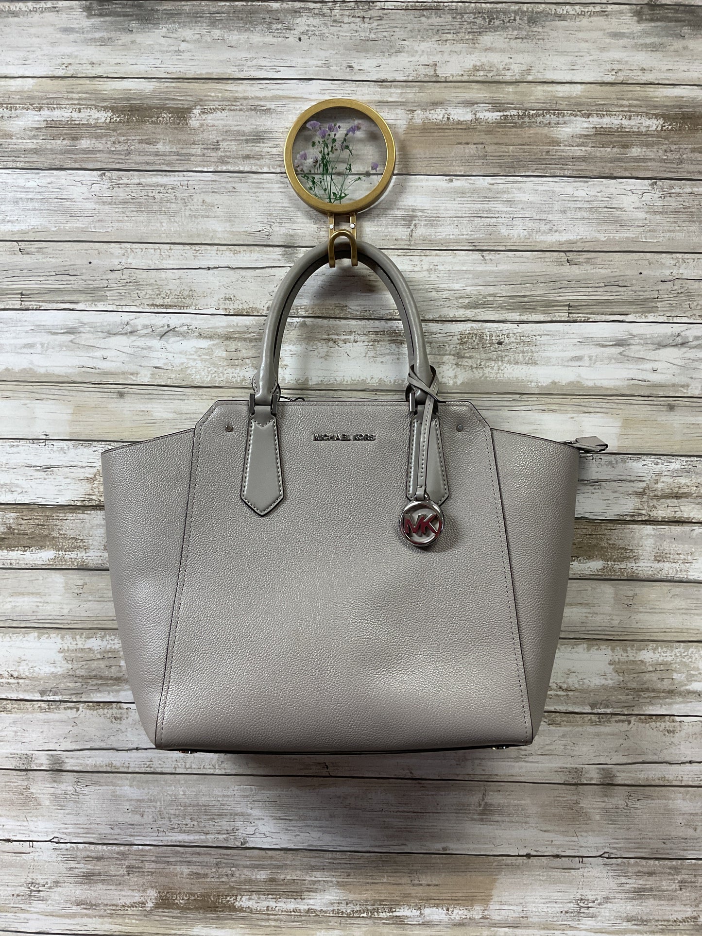 Handbag Designer By Michael Kors In Grey, Size:Medium