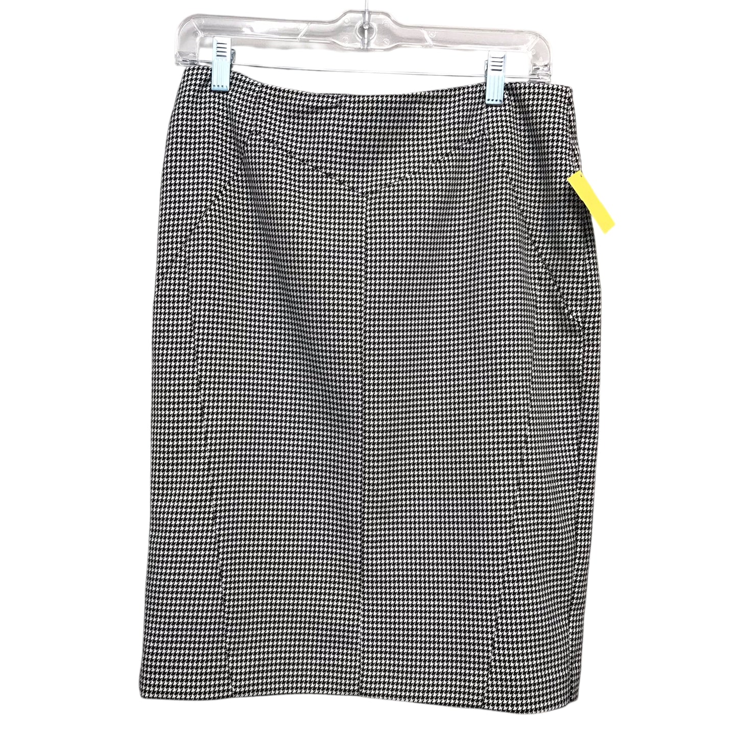 Skirt Mini & Short By Worthington In Checkered Pattern, Size:4