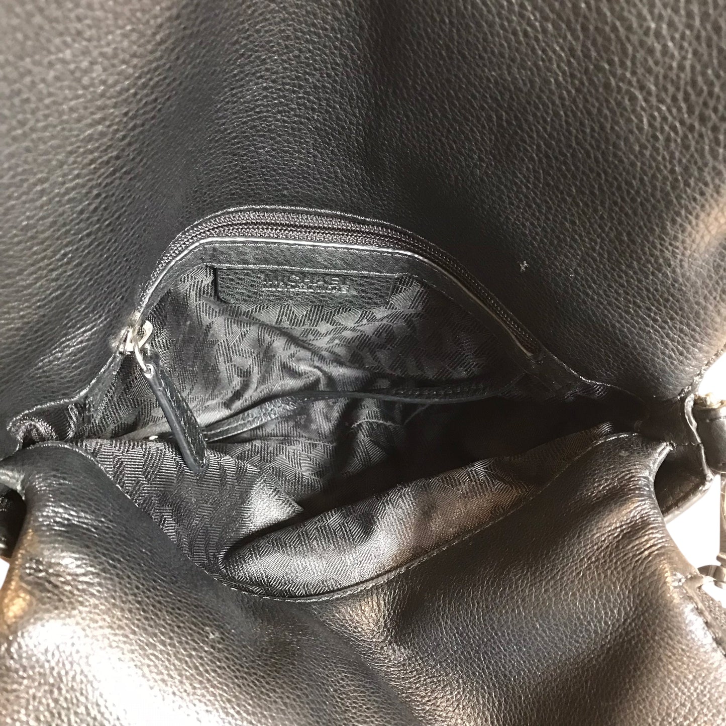 Handbag Designer By Michael Kors In Black, Size:Medium