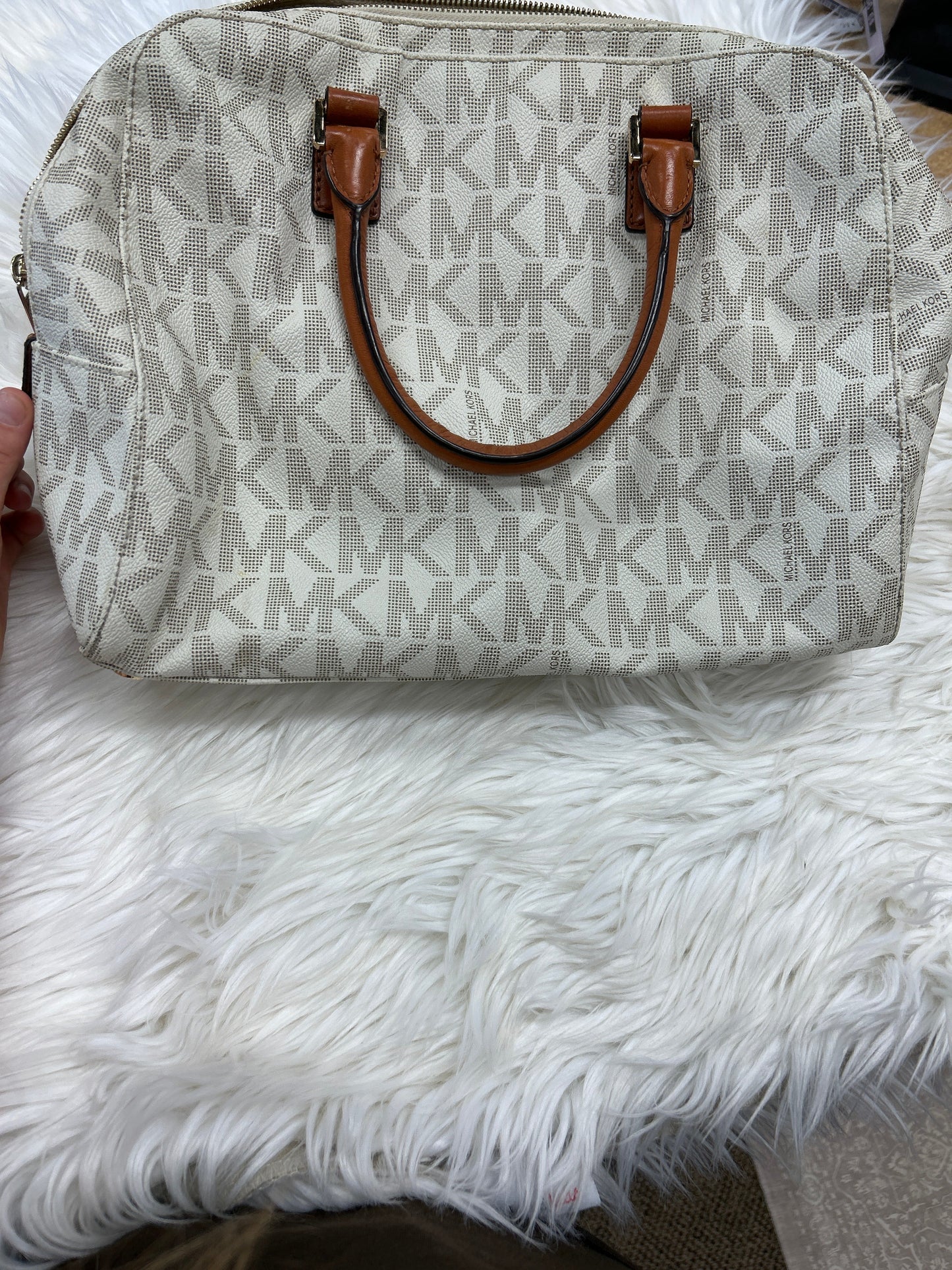 Handbag Designer By Michael Kors Collection In White, Size:Large