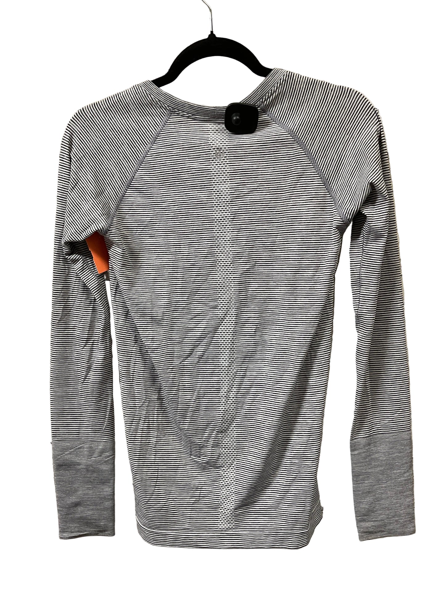 Athletic Top Ls Crewneck By Lululemon In Striped Pattern, Size:8