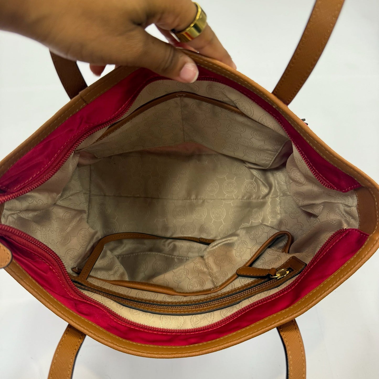 Handbag Designer By Michael By Michael Kors, Size: Medium