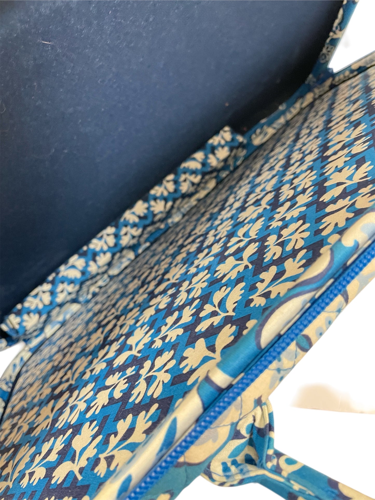 Laptop Bag By Vera Bradley In Blue & White, Size:Large