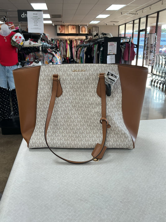 Handbag Designer By Michael Kors In Tan & White, Size:Large