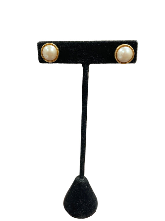 Earrings Stud By Cme In Gold & White