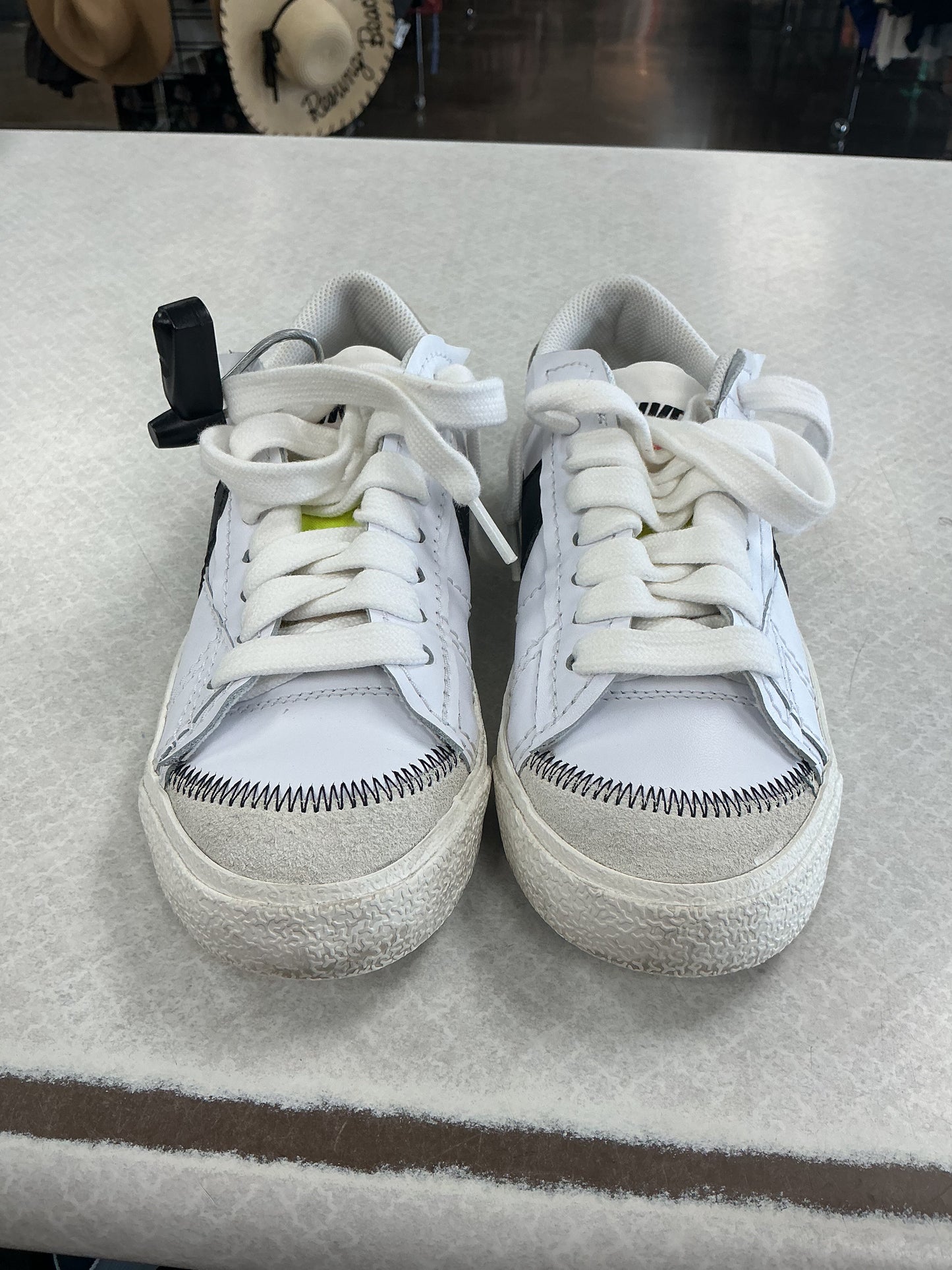 Shoes Sneakers By Nike In Black & White, Size:6.5