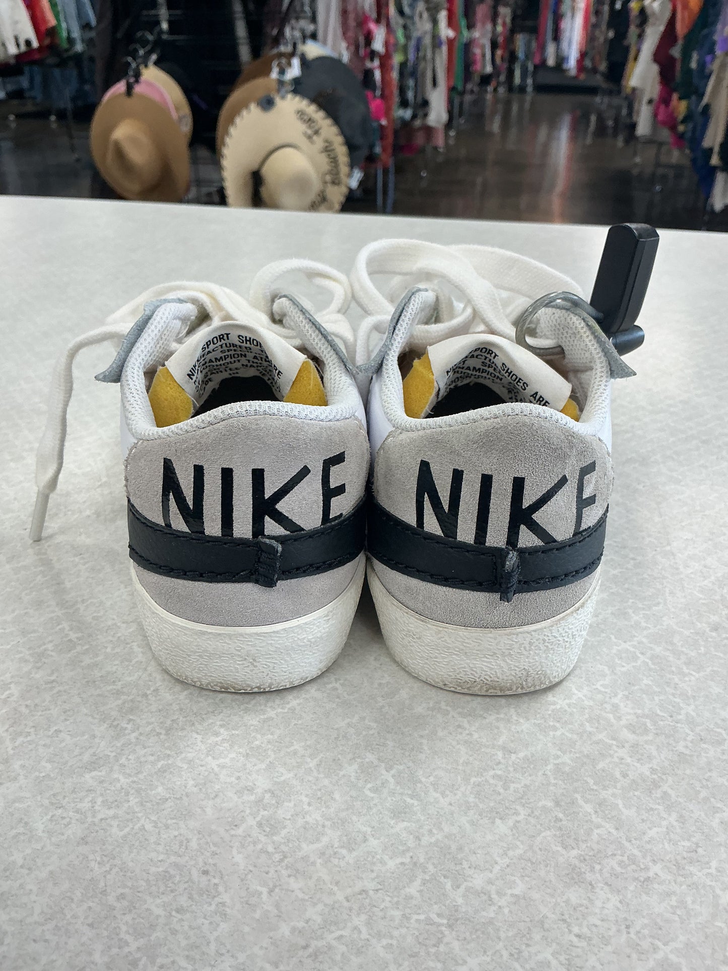 Shoes Sneakers By Nike In Black & White, Size:6.5