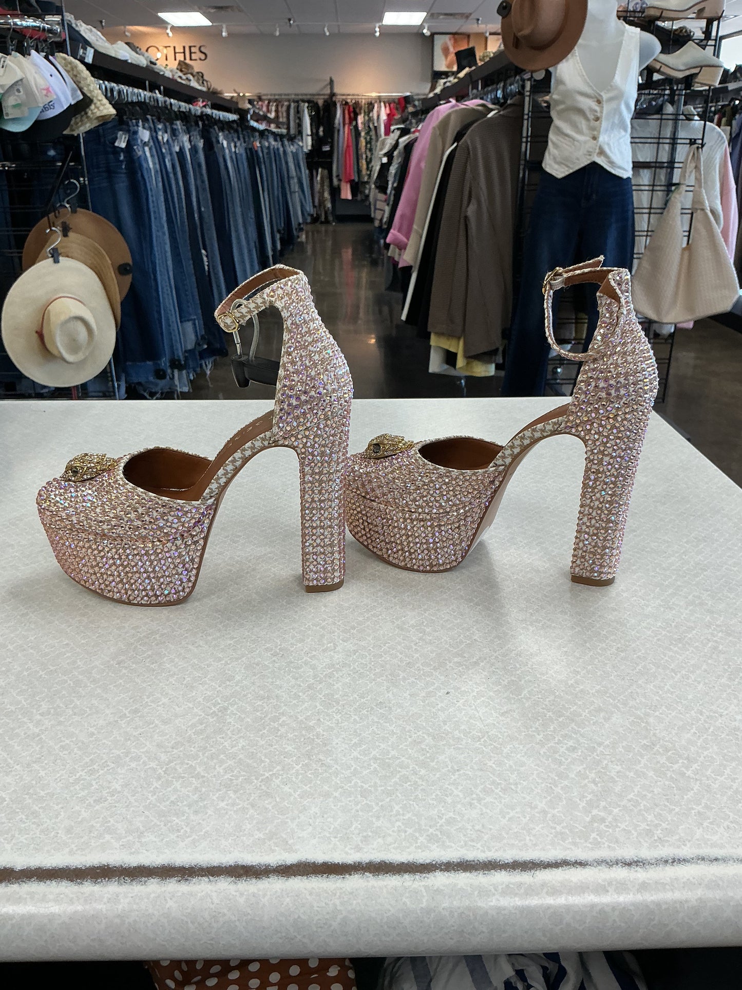Shoes Designer By Kurt Geiger In Pink, Size:6.5