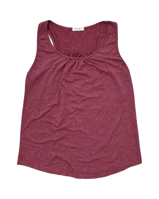 Top Sleeveless By Clothes Mentor In Red, Size:M