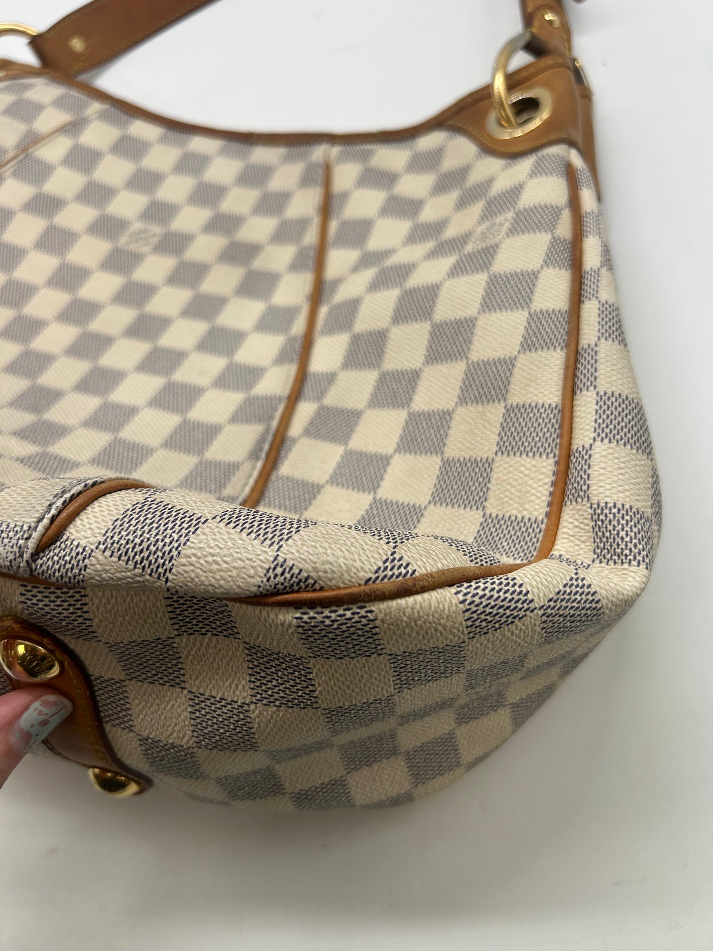 Handbag Luxury Designer By Louis Vuitton, Size: Large