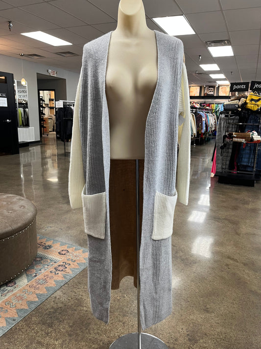 Sweater Cardigan By Elan In Grey & Tan, Size:S