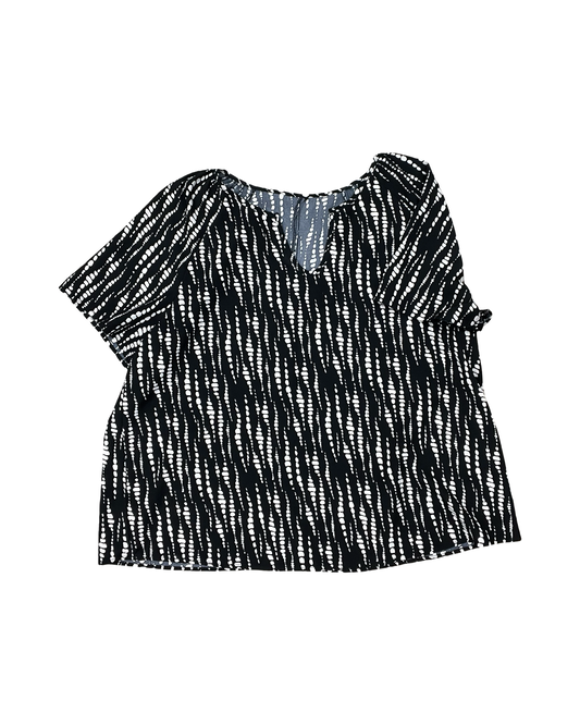 Top Ss By Shein In Black & Cream, Size:2X