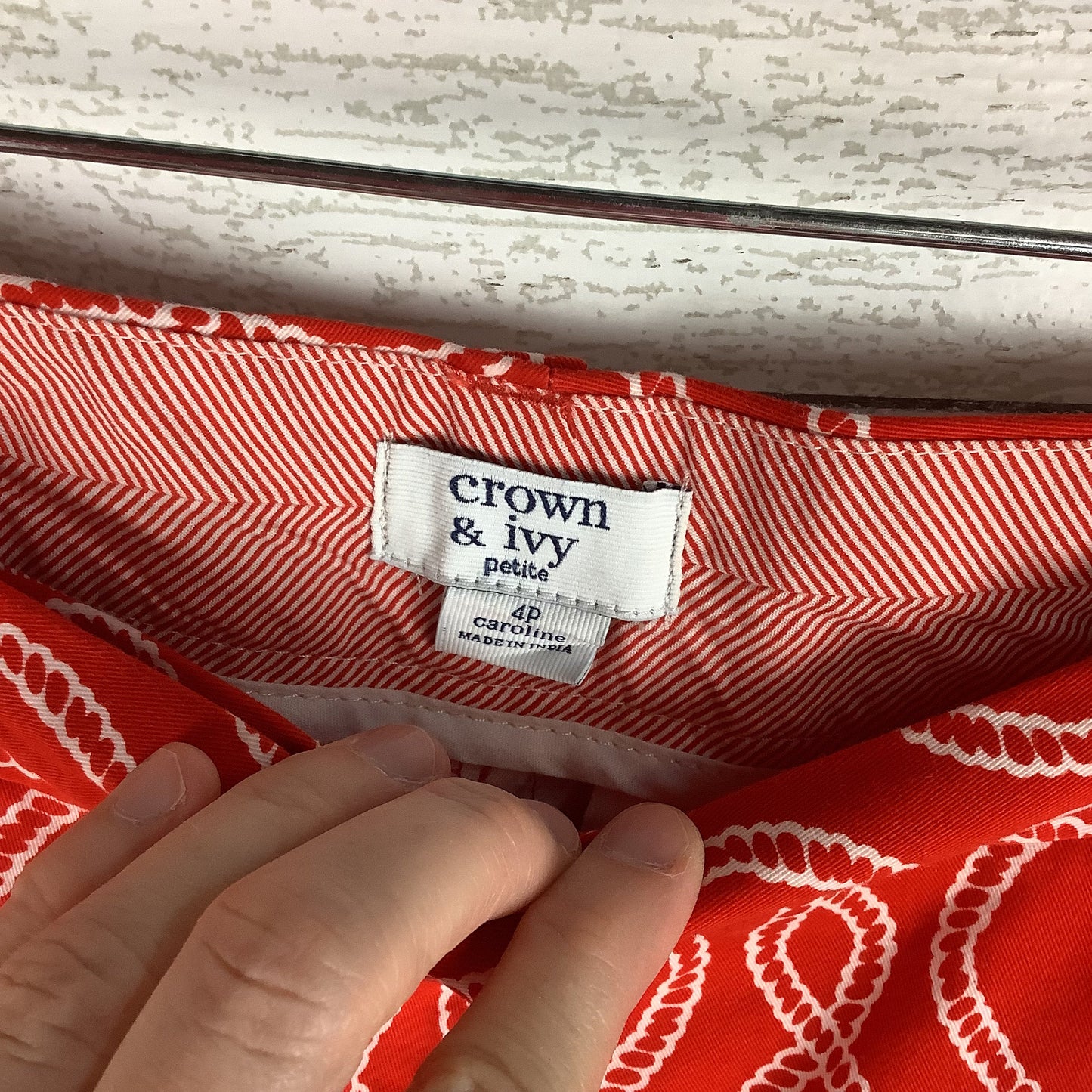 Shorts By Crown And Ivy In Red, Size: 4 petite