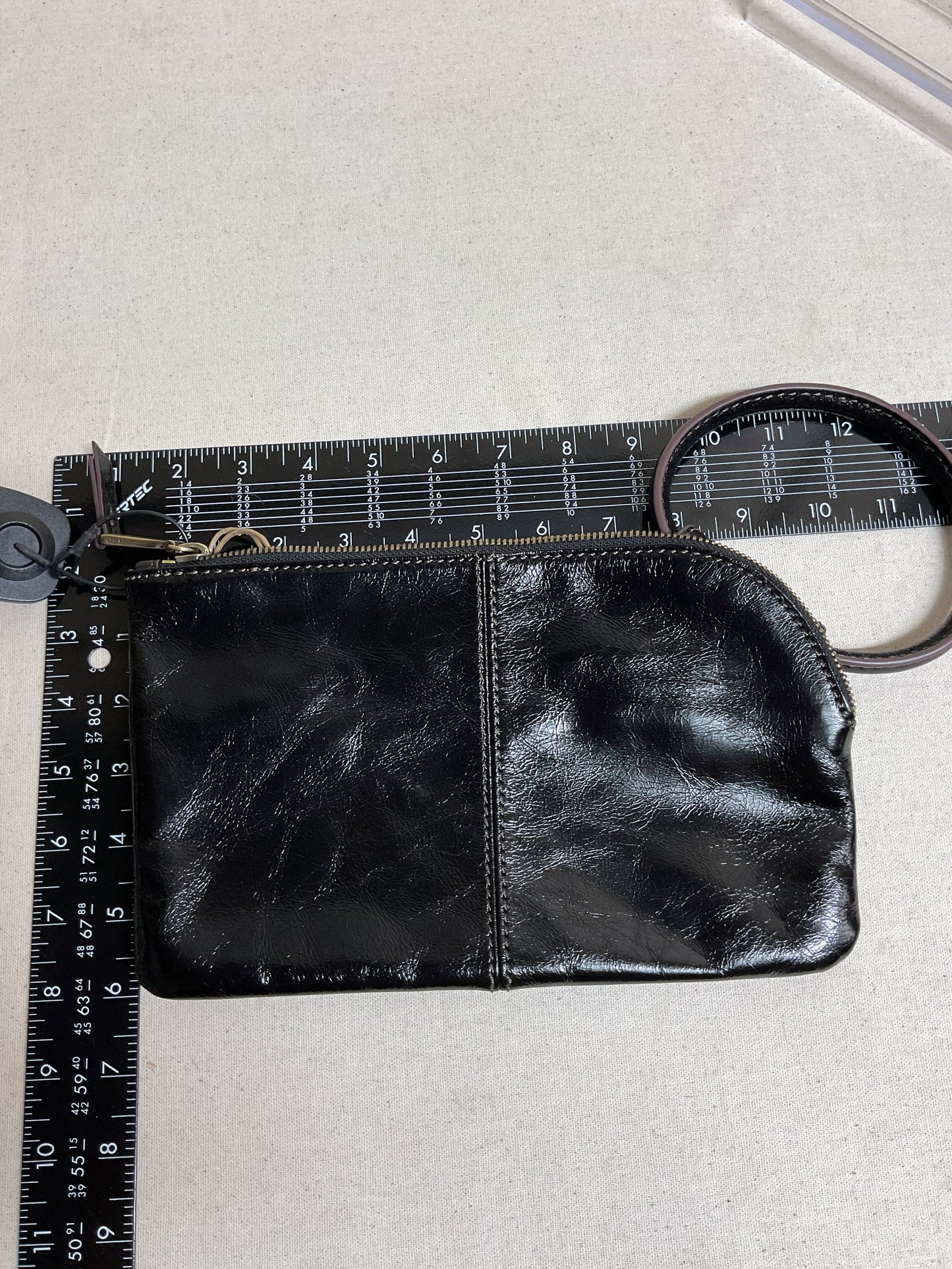 Wristlet Leather By Hobo Intl In Black, Size:Large