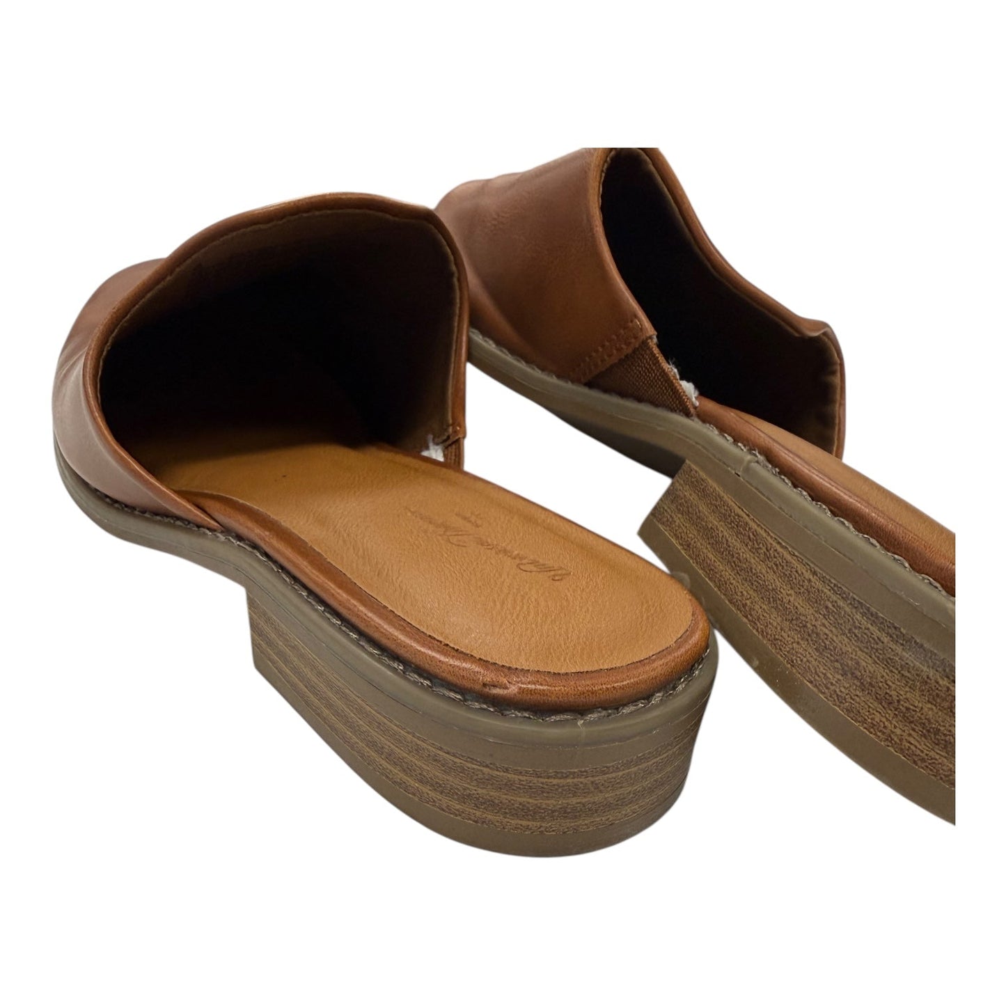 Shoes Flats By Universal Thread In Brown, Size:8