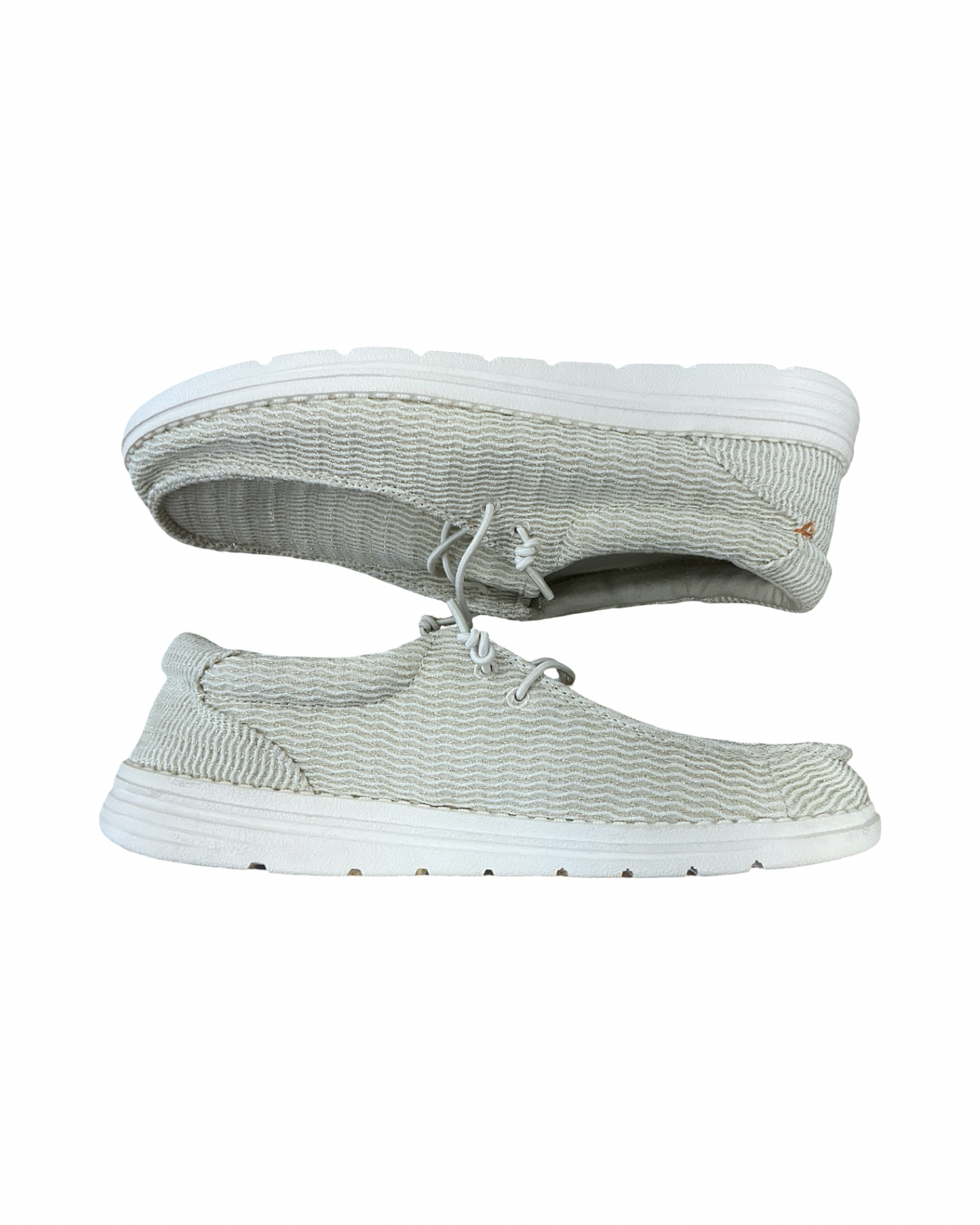 Shoes Sneakers By Clothes Mentor In Gold, Size:9
