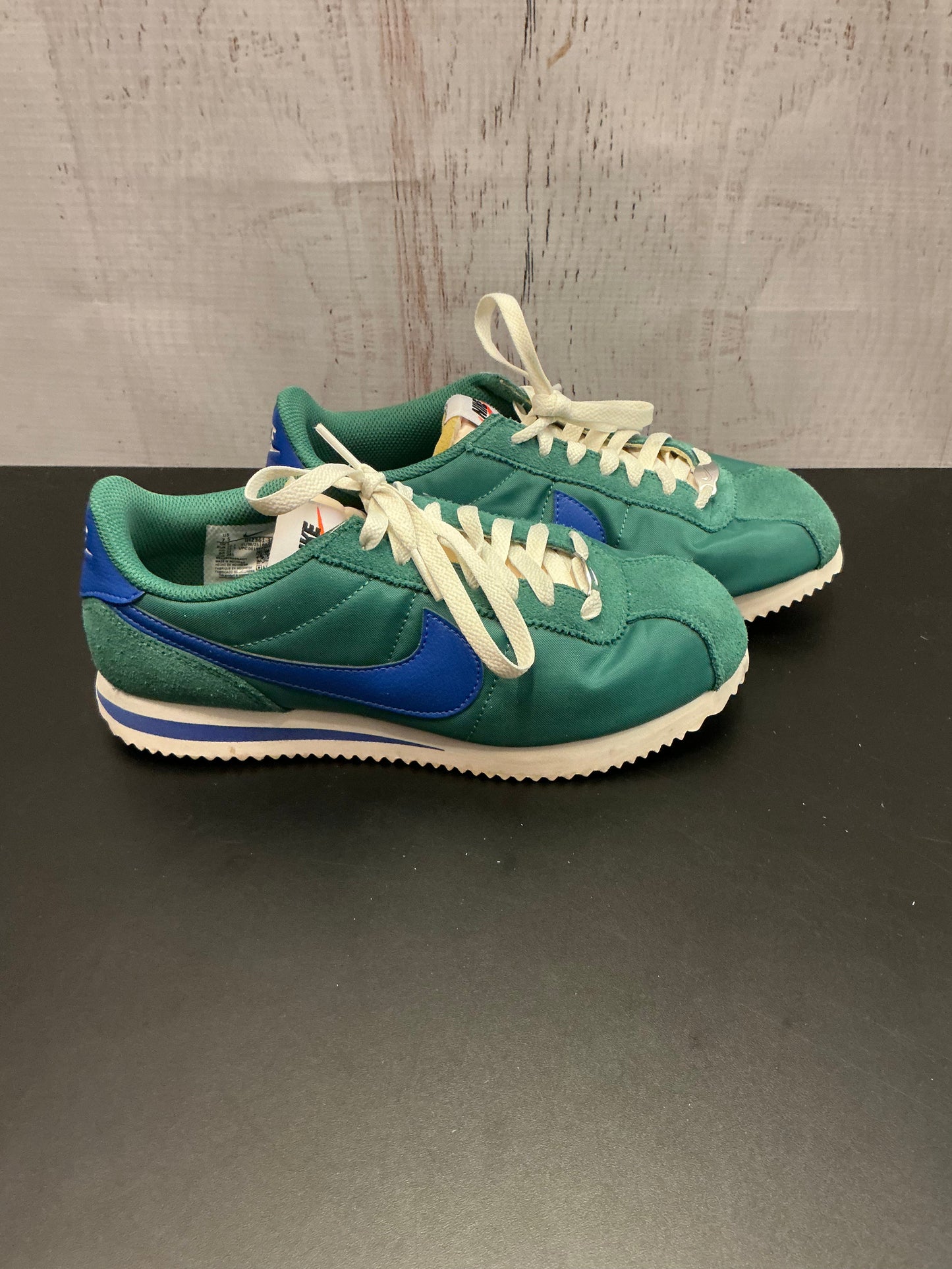 Shoes Sneakers By Adidas In Green, Size: 7.5