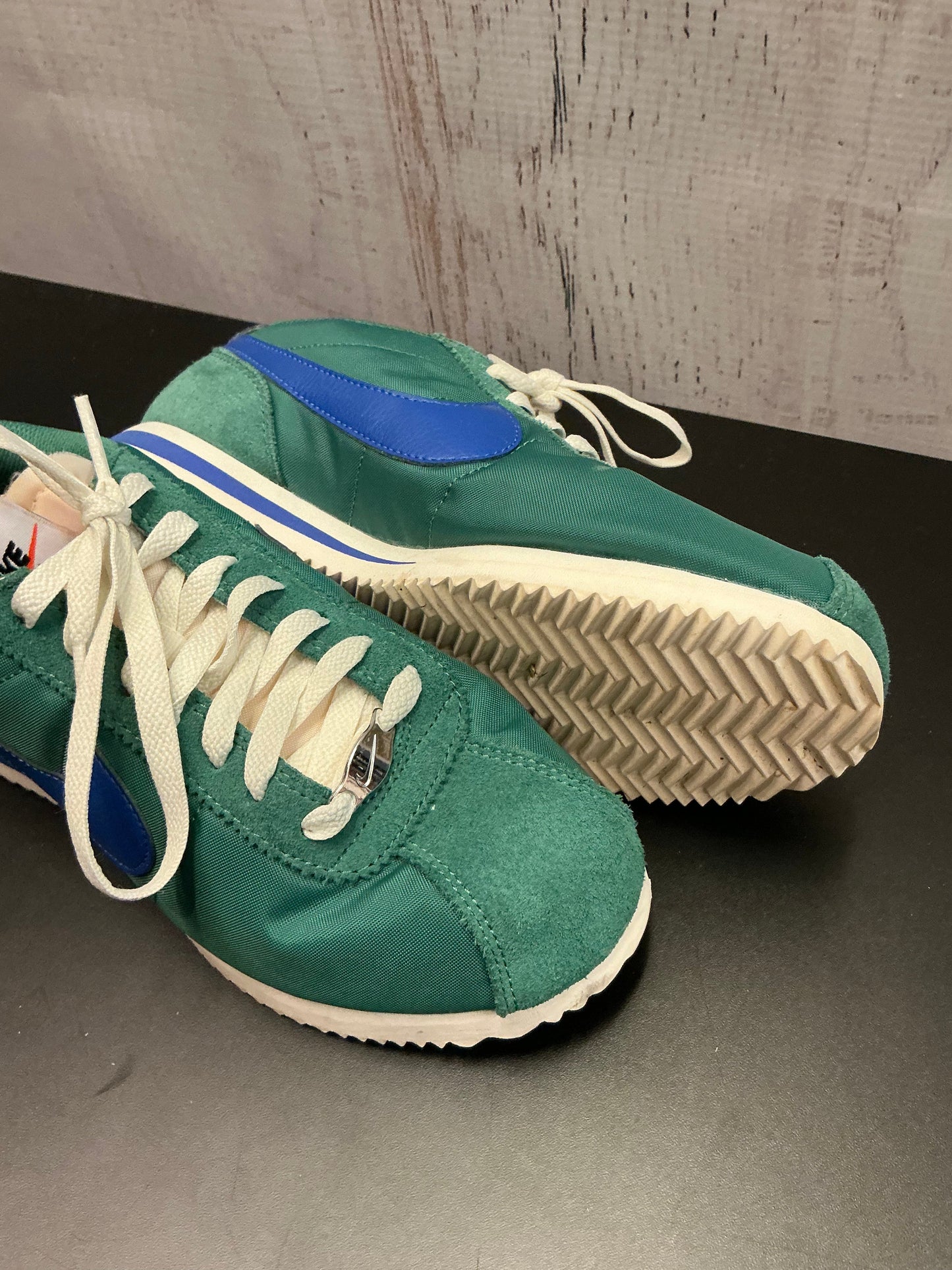 Shoes Sneakers By Adidas In Green, Size: 7.5