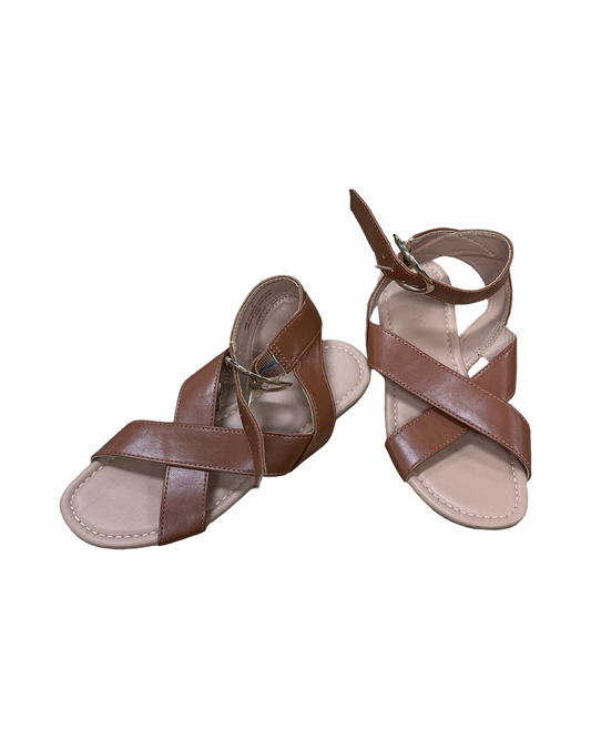 Sandals Flats By Old Navy In Brown, Size:6