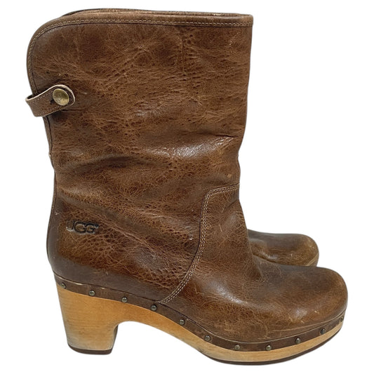 Boots Designer By Ugg In Beige, Size:8