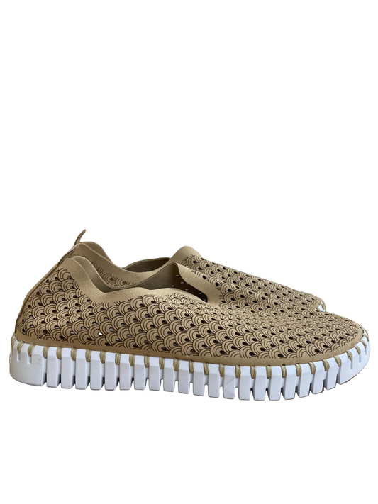 Shoes Flats By ILSE JACOBSEN In Tan, Size:7