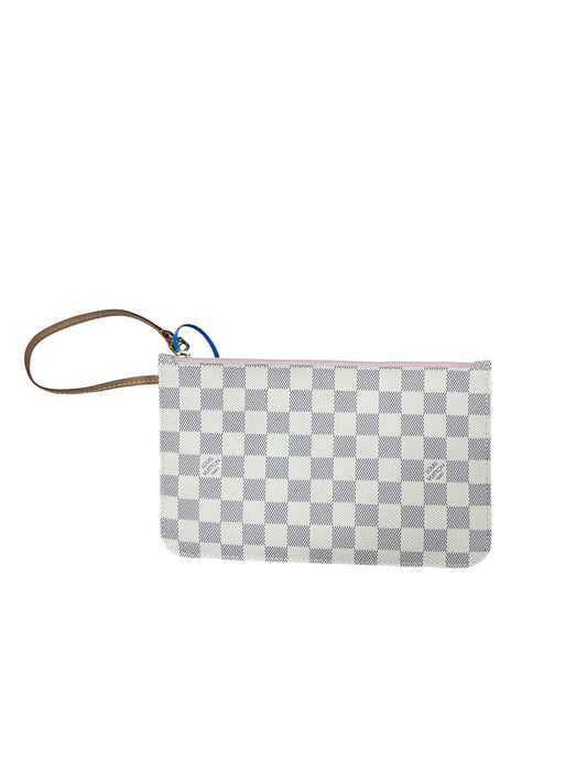 Wristlet Luxury Designer By Louis Vuitton, Size: Medium