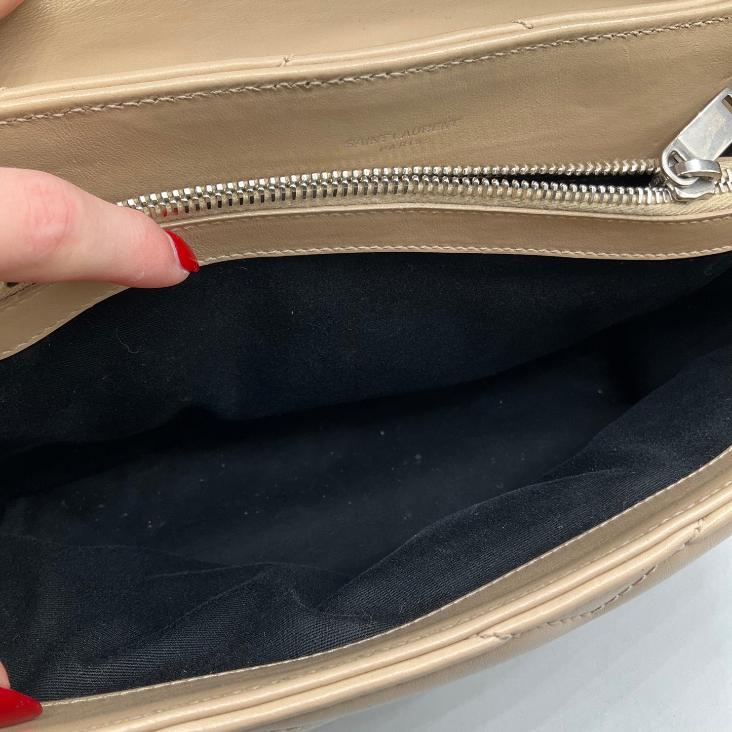 Handbag Luxury Designer By Yves Saint Laurent, Size: Medium