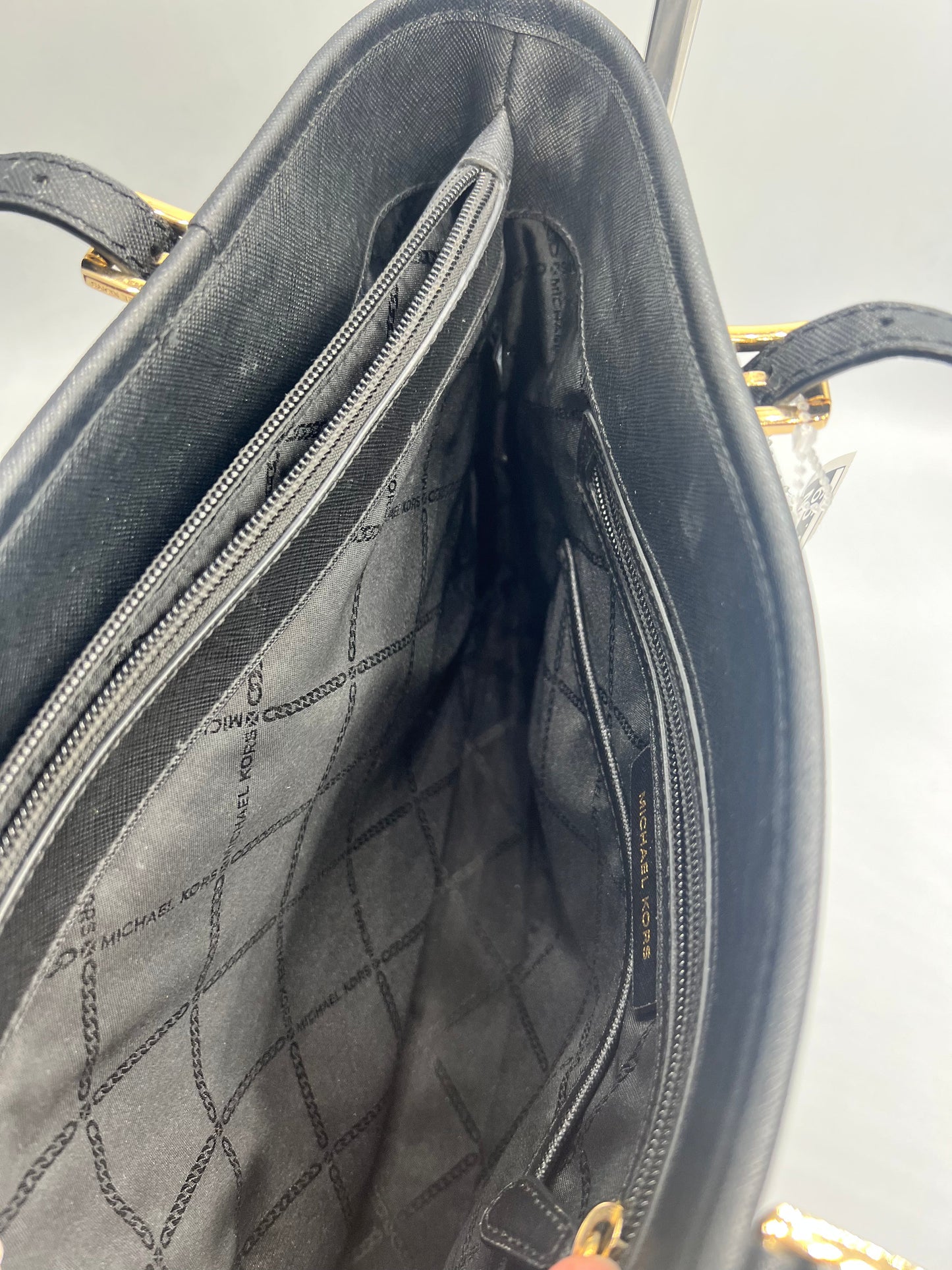 HANDBAG DESIGNER by MICHAEL KORS In BLACK, Size: MEDIUM