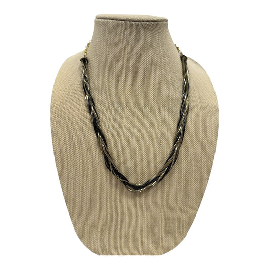 Necklace Layered  In Black & Gold