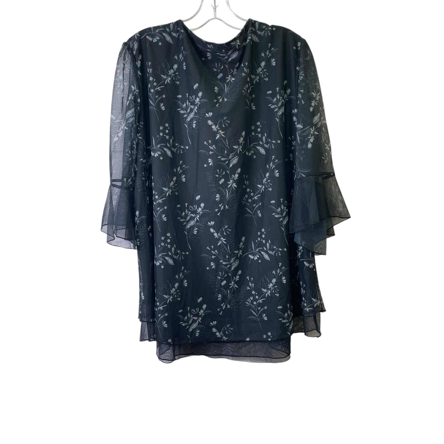 Top 3/4 Sleeve By Kuesfkteis In Black, Size:3X