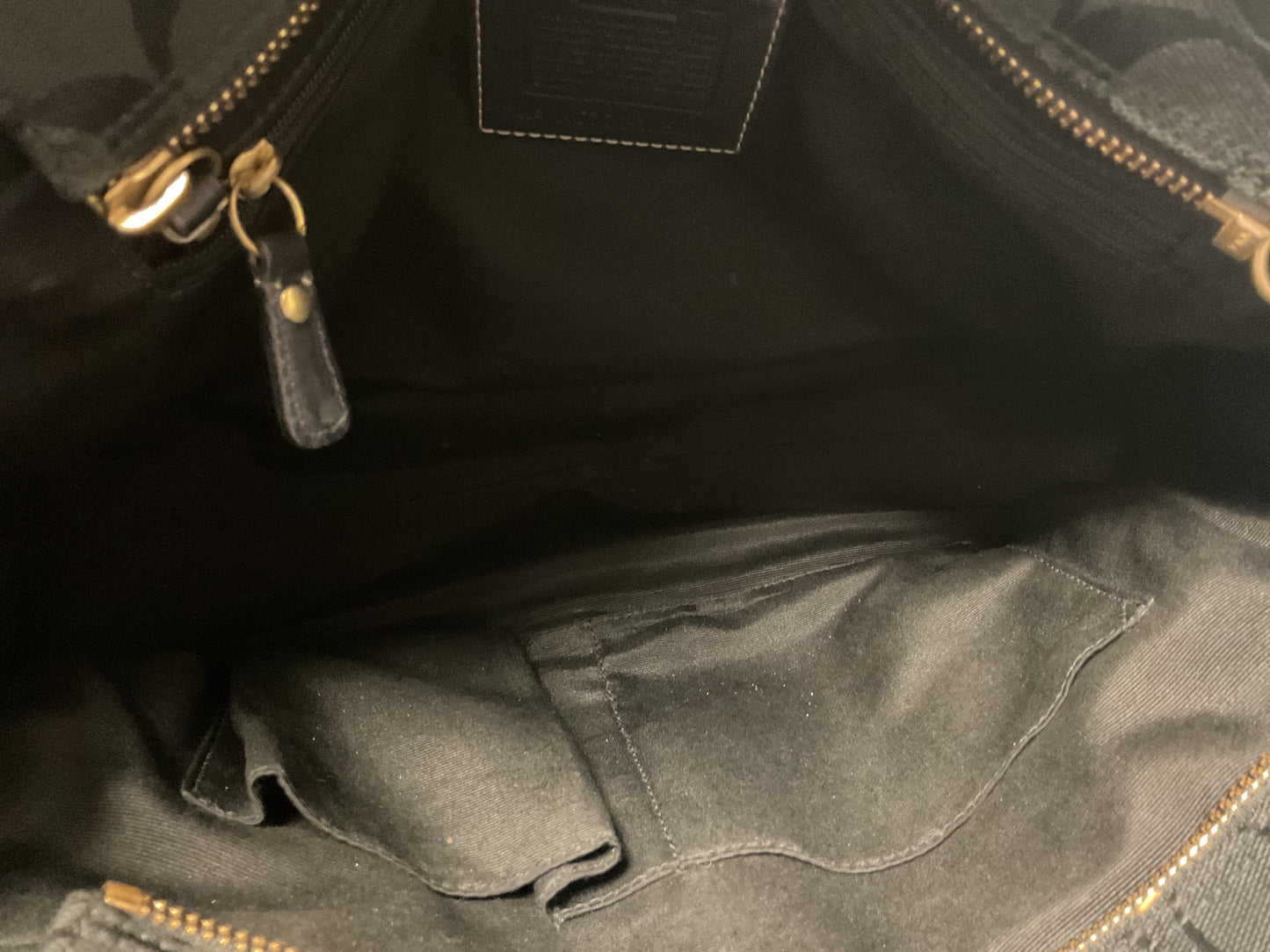 Handbag Designer By Coach In Black & Gold, Size:Large