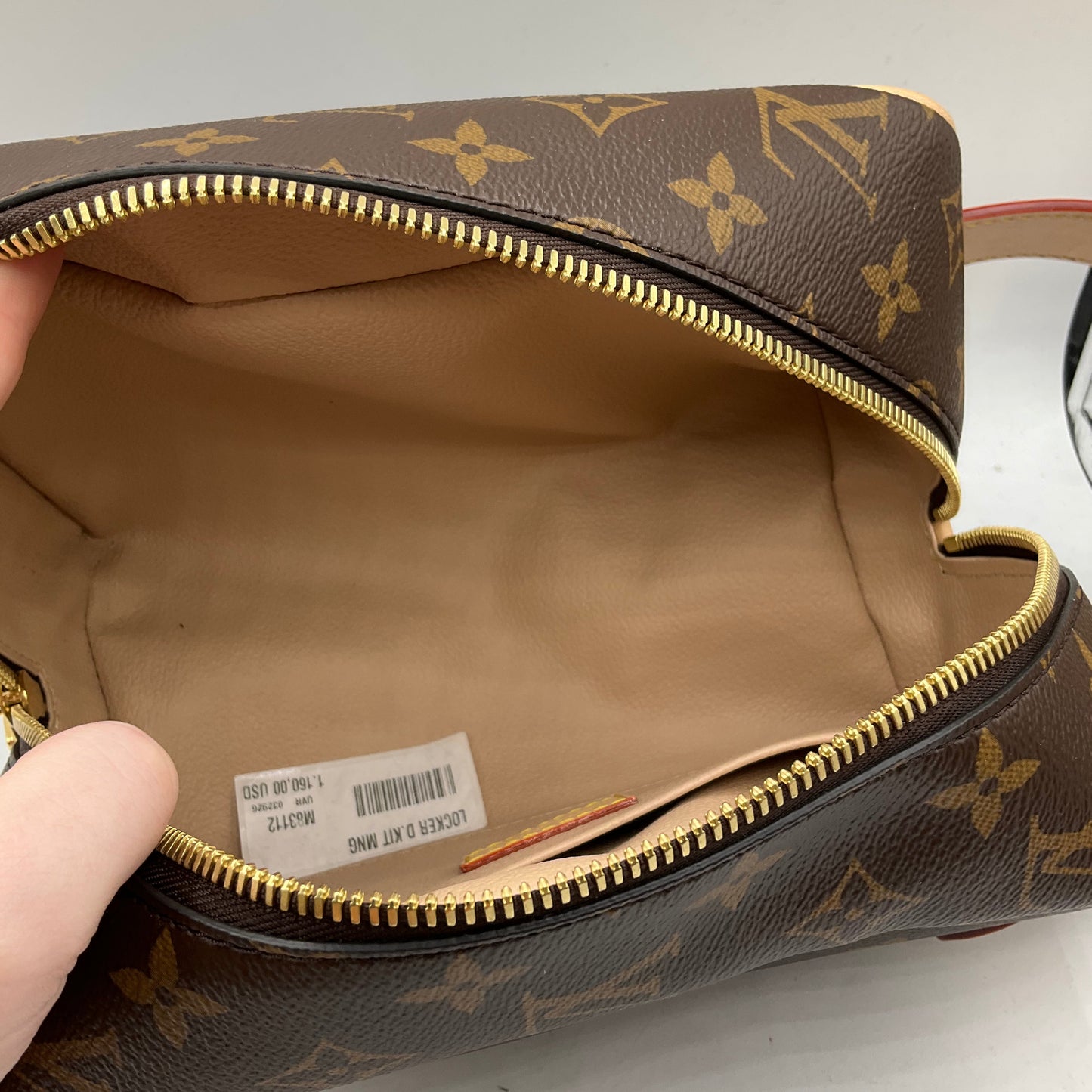 Handbag Luxury Designer By Louis Vuitton, Size: Small