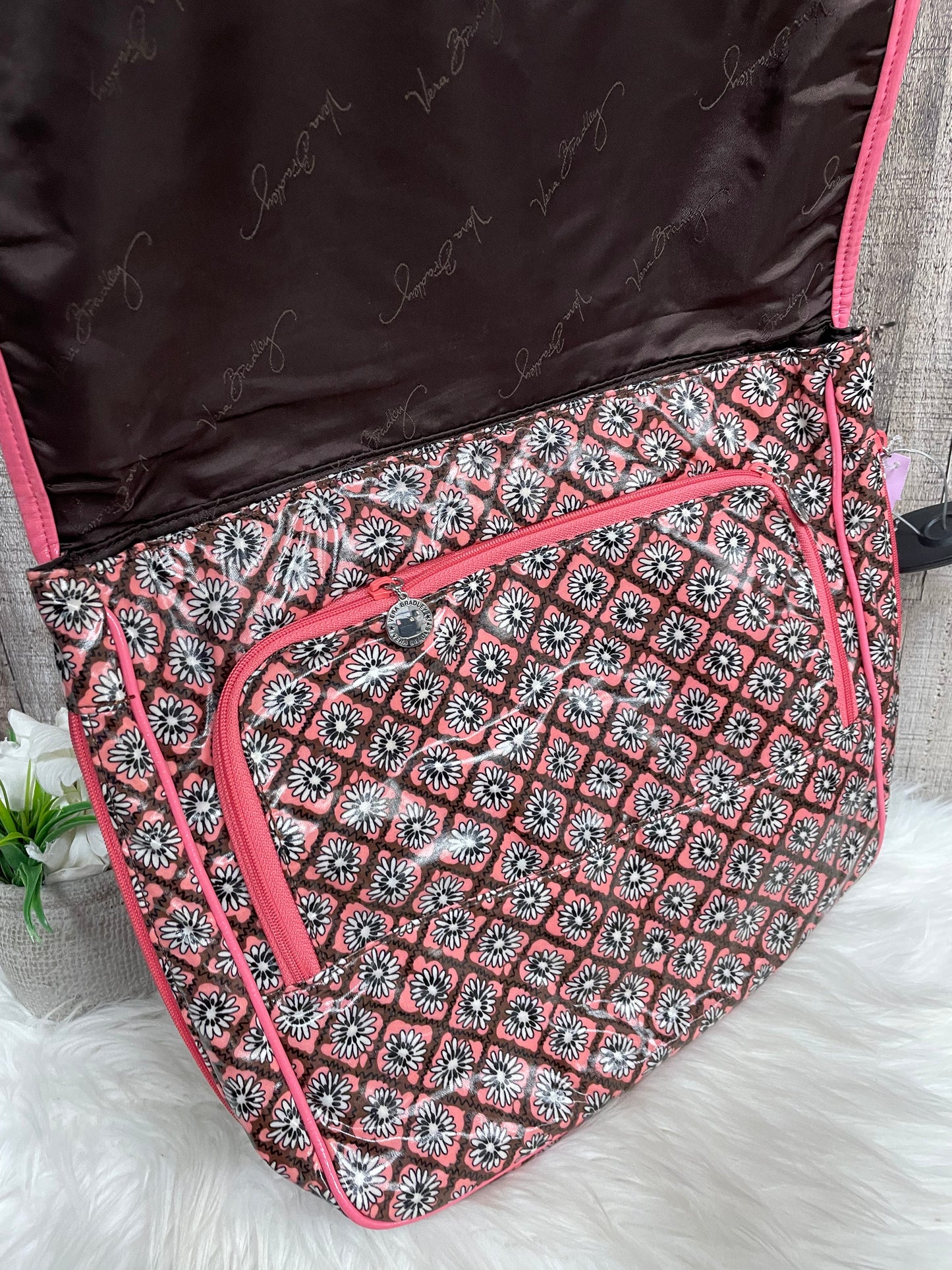 Handbag By Vera Bradley, Size: Large