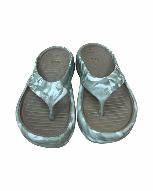 Sandals Flats By Abeo In Green, Size:8
