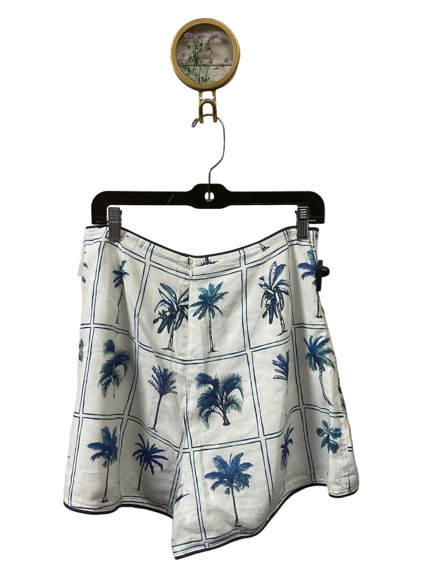 Shorts By Sancia In White, Size:L